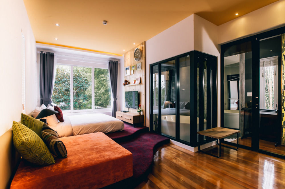 Monkey House Hotel Чиангмай Екстериор снимка