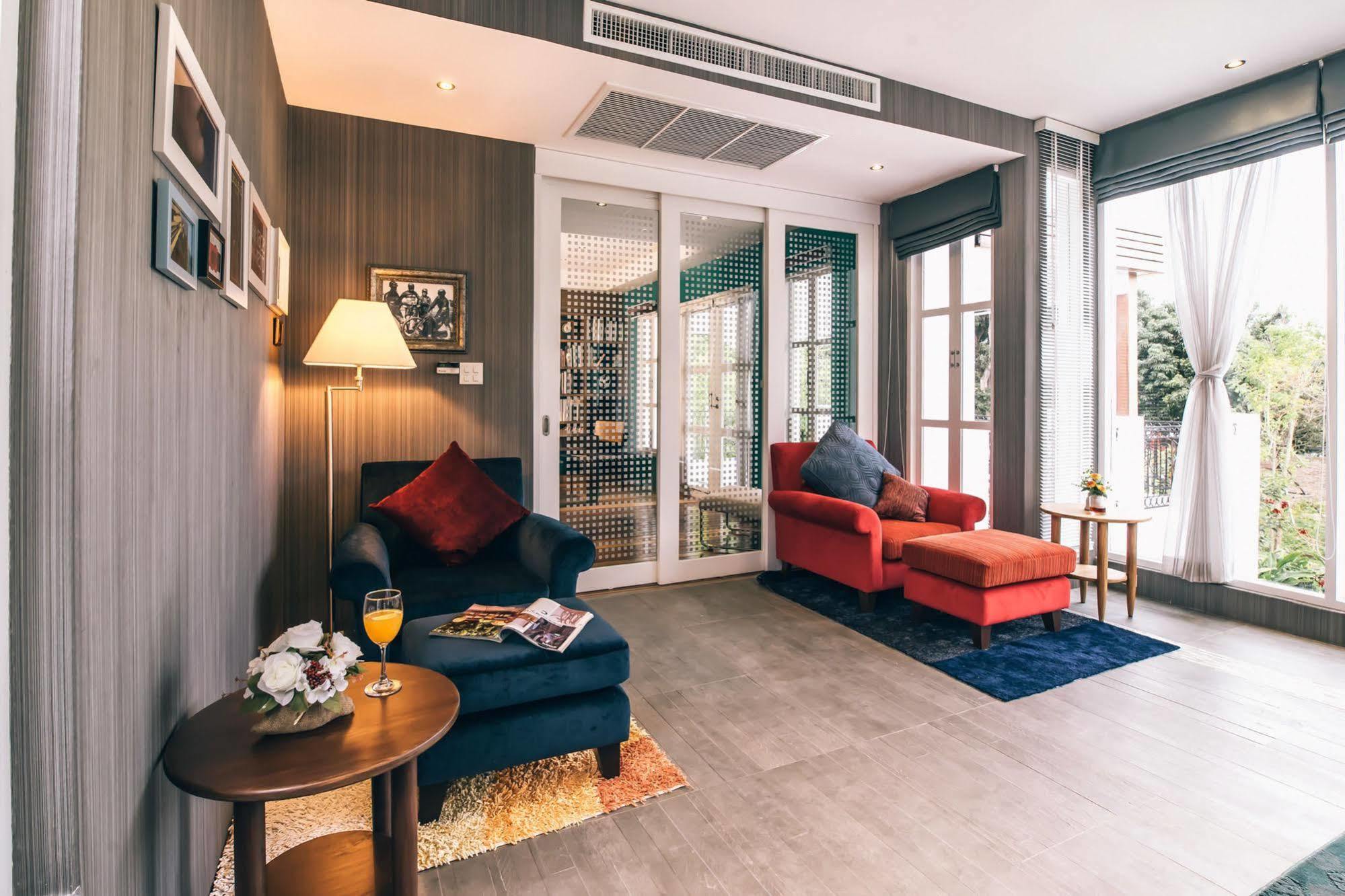 Monkey House Hotel Чиангмай Екстериор снимка