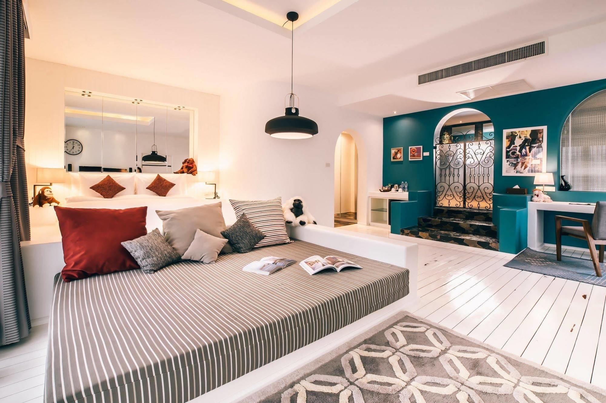 Monkey House Hotel Чиангмай Екстериор снимка