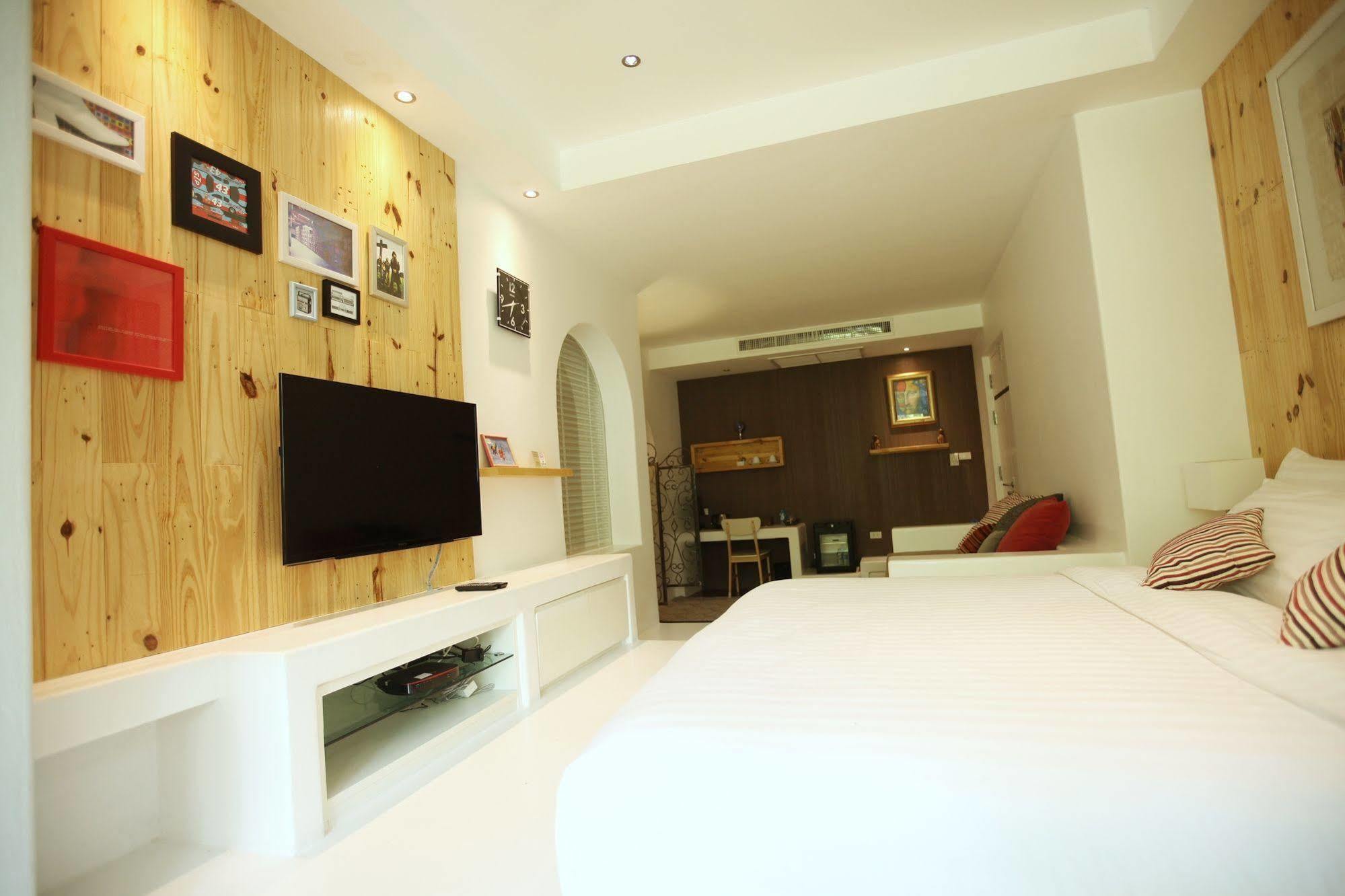 Monkey House Hotel Чиангмай Екстериор снимка